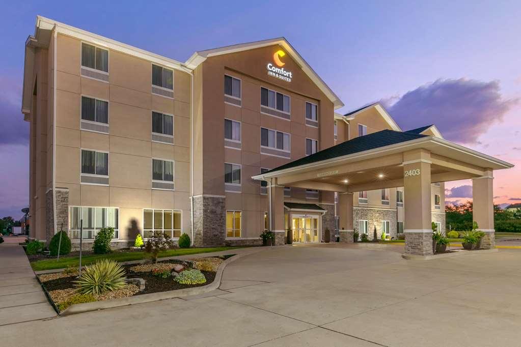 Comfort Inn & Suites Marion I-57 Exterior photo