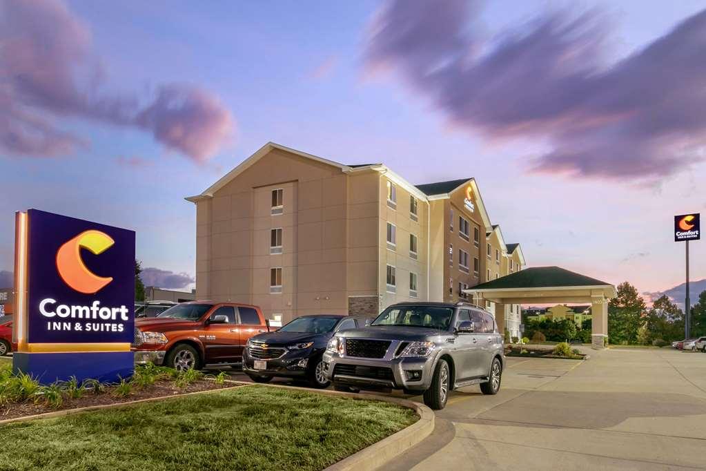 Comfort Inn & Suites Marion I-57 Exterior photo