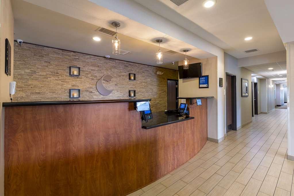 Comfort Inn & Suites Marion I-57 Interior photo