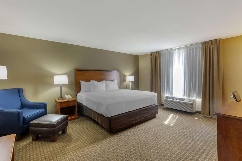 Comfort Inn & Suites Marion I-57 Room photo