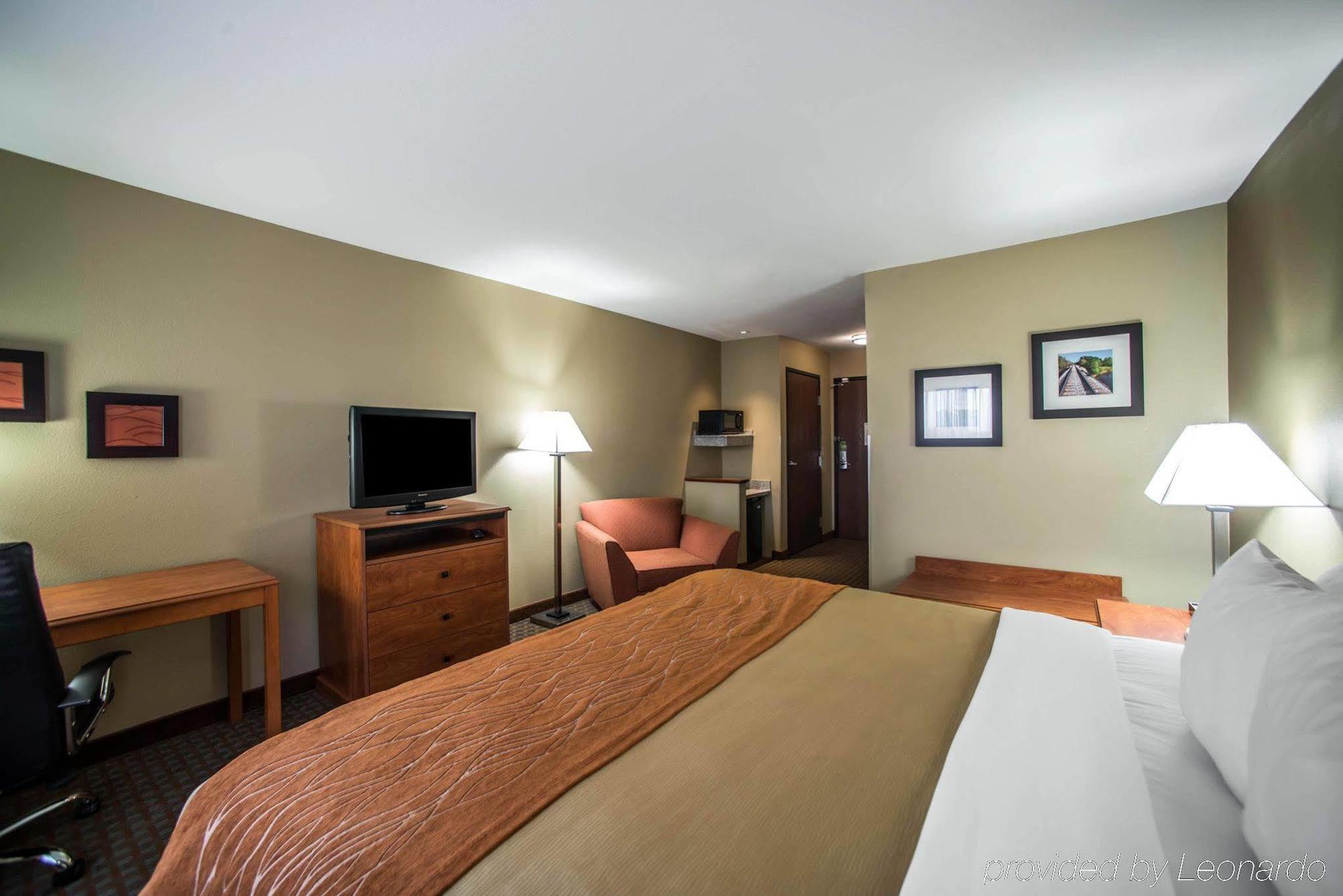 Comfort Inn & Suites Marion I-57 Exterior photo